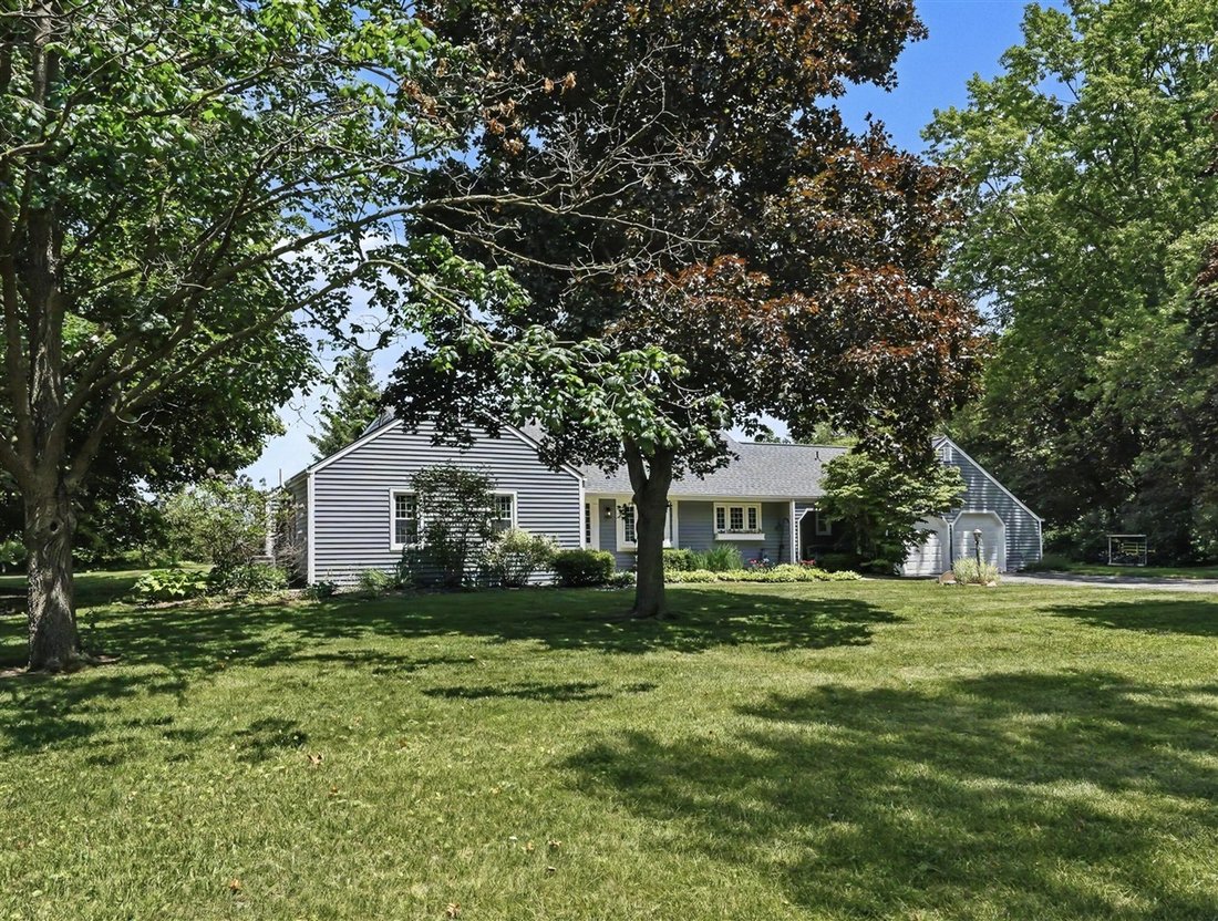 House in Saline, Michigan, United States 2 - 18307215