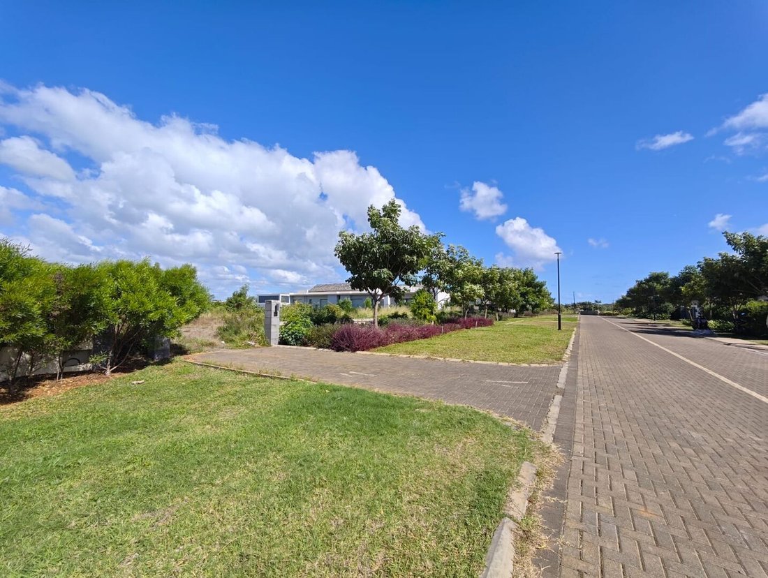 Land in Grand Baie, Rivière du Rempart District, Mauritius 3 - 18306844