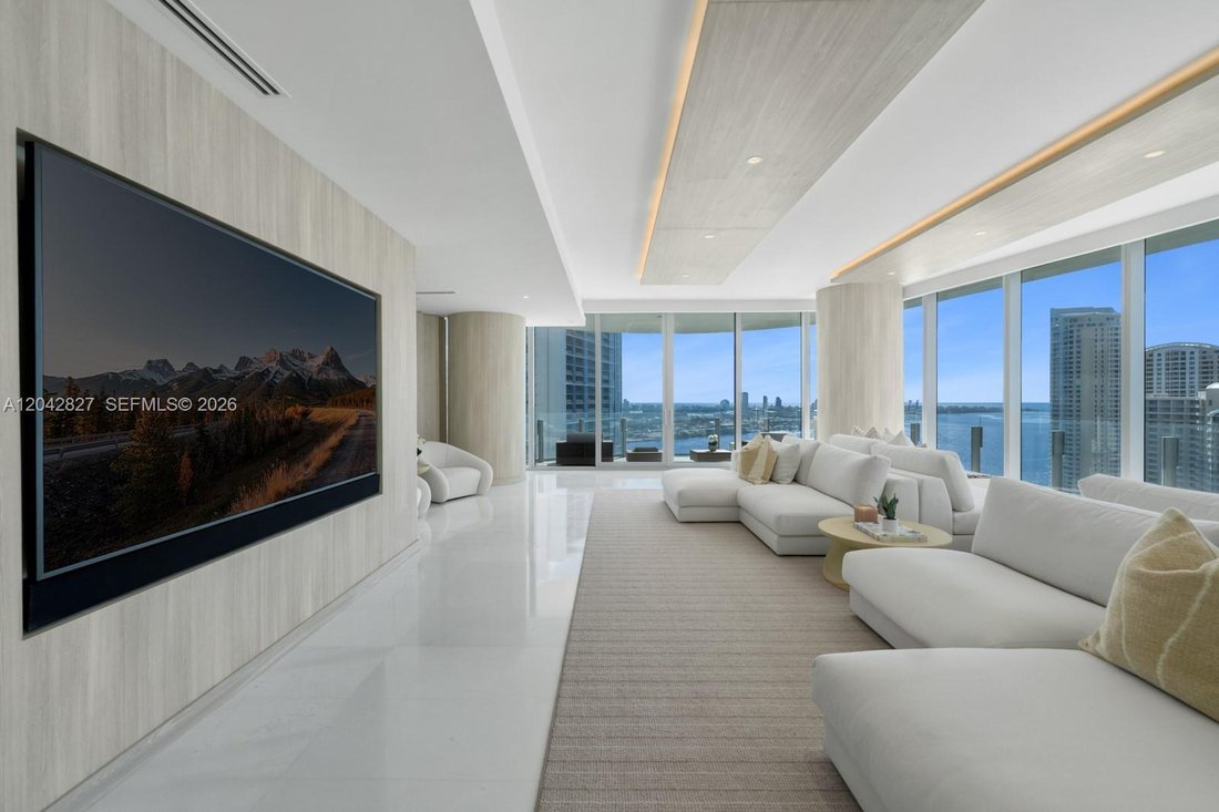 Condo in Miami, Florida, United States 3 - 18306649