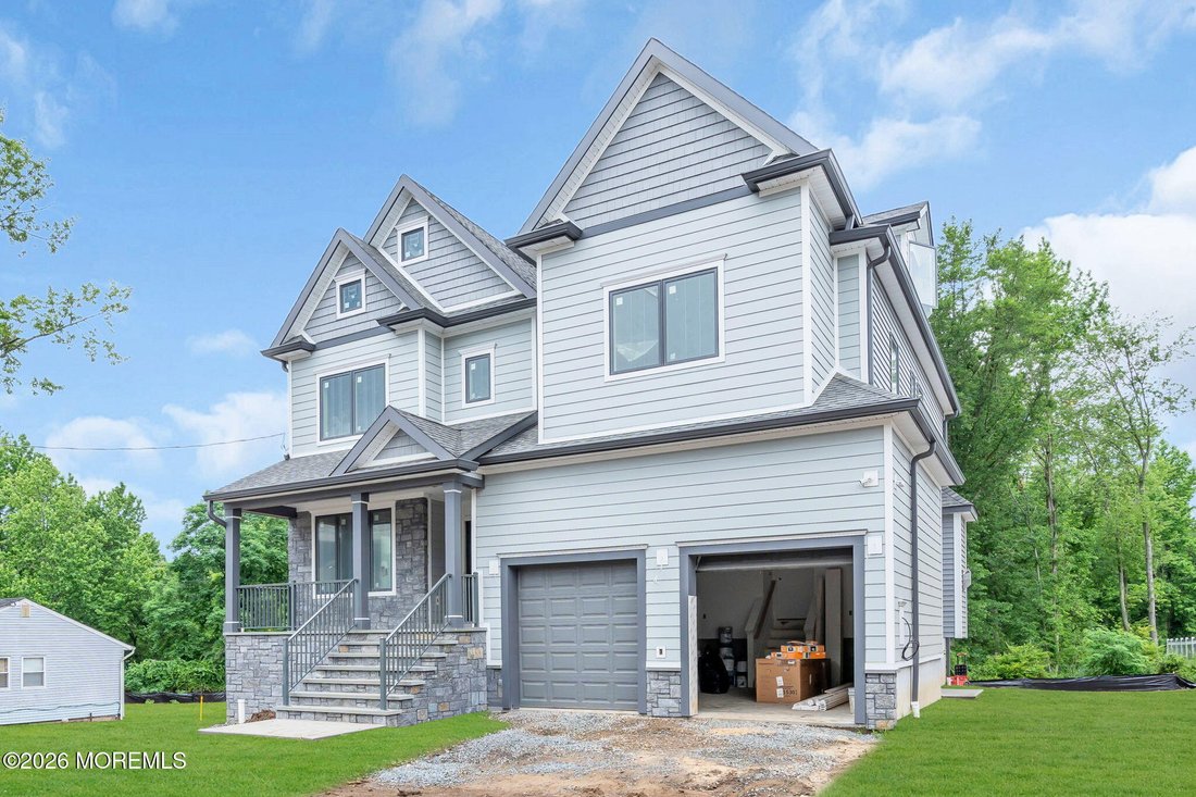House in Marlboro Township, New Jersey, United States 2 - 18305863