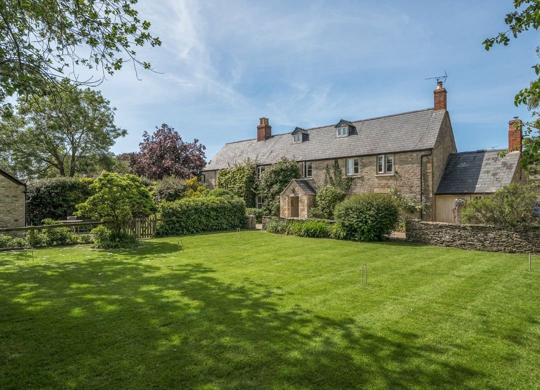 House in Cirencester, England 1 - 18305945