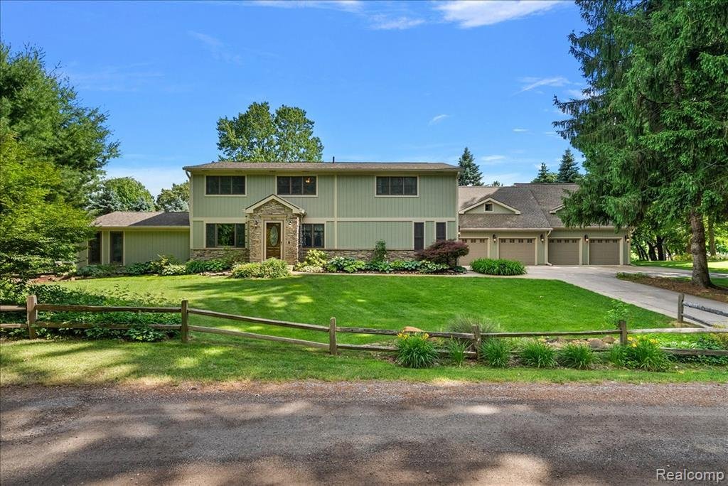 House in Township of Hamburg, Michigan, United States 3 - 18307676
