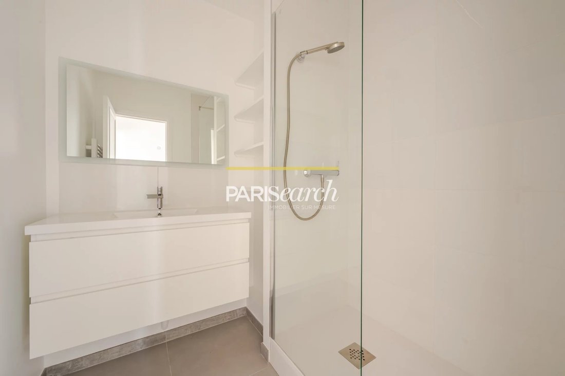 Apartment in Aligre-Gare de Lyon, Paris 12e Arrondissement, Paris 5 - 18190029