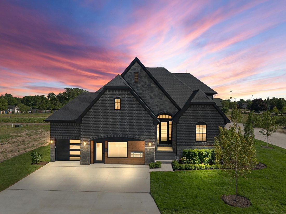 House in Sterling Heights, Michigan, United States 1 - 18307457