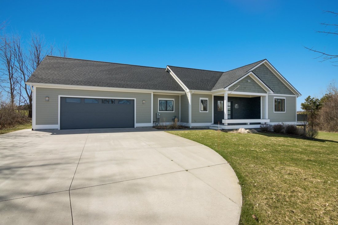 House in Williamsburg, Michigan, United States 1 - 18309607