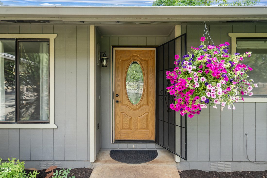 House in Grants Pass, Oregon, United States 5 - 18305855