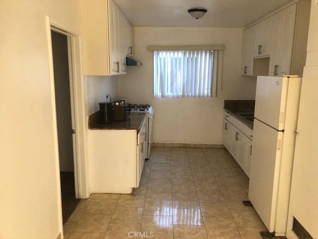 Condo in Los Angeles, California, United States 5 - 18306387