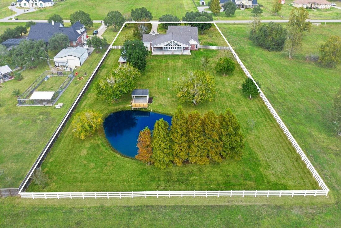 House in Rosharon, Texas, United States 3 - 18306536