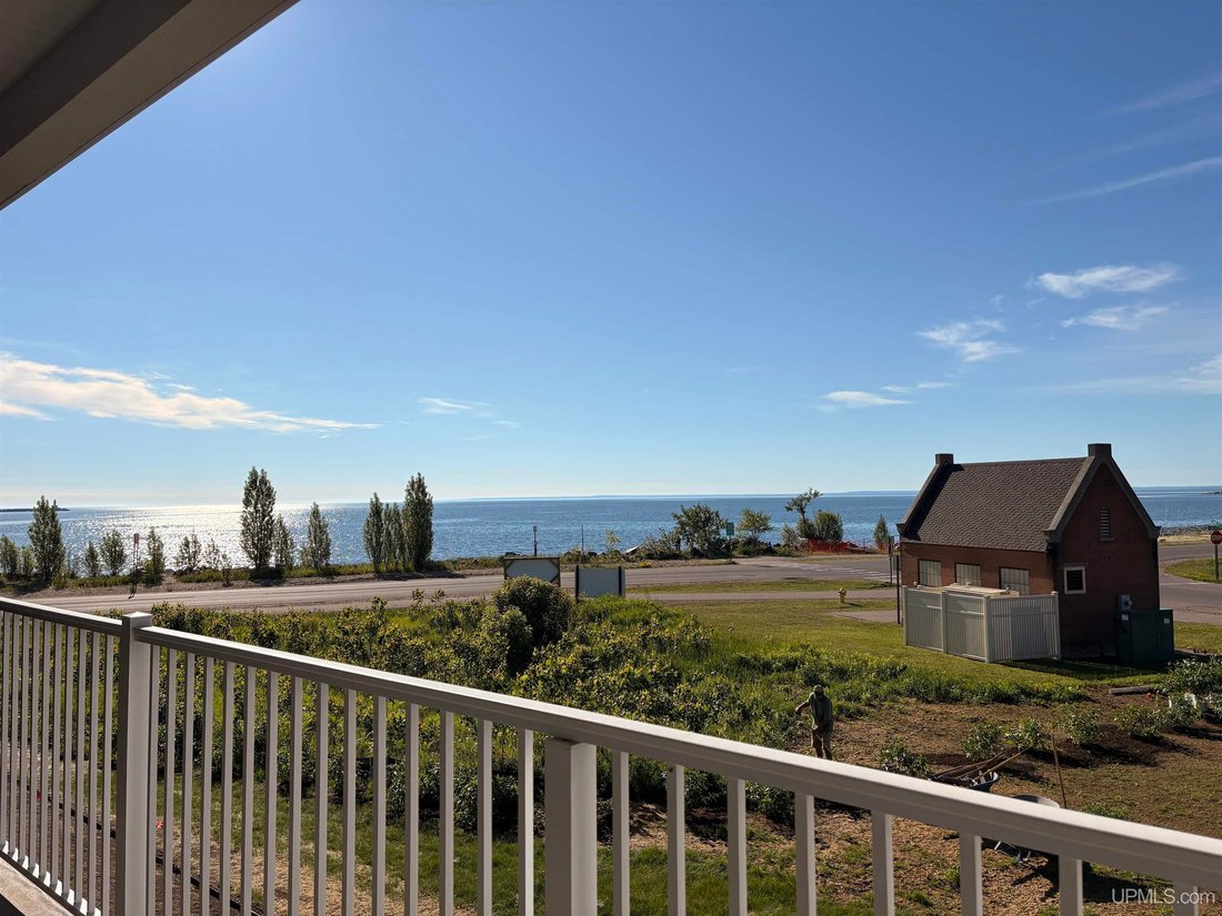 Condominio en Marquette, Míchigan, Estados Unidos 4 - 18309643