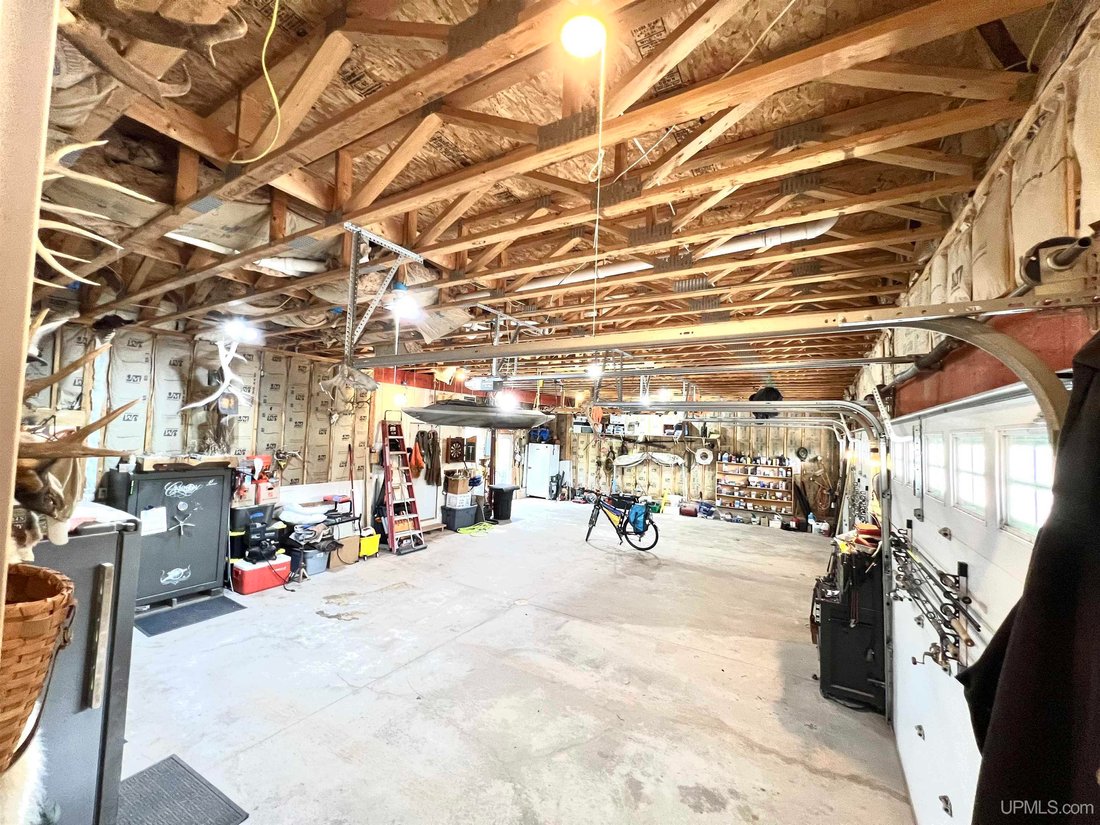 House in Marquette, Michigan, United States 5 - 18308466