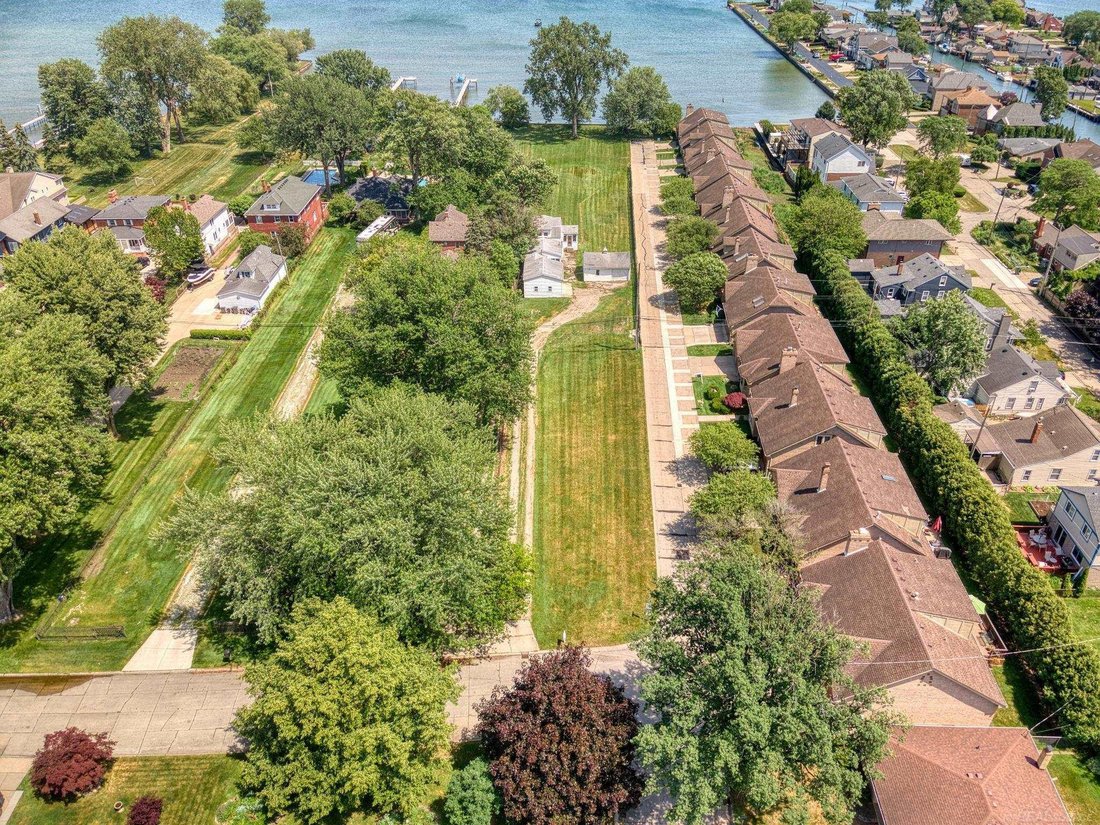 House in St. Clair Shores, Michigan, United States 2 - 18307913