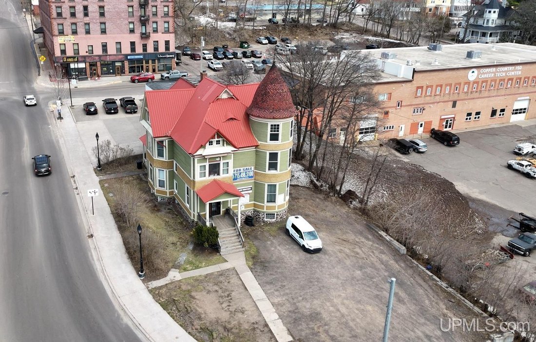 House in Hancock, Michigan, United States 1 - 18307606