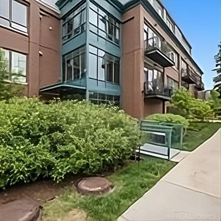 Condo in Ann Arbor, Michigan, United States 2 - 18307119
