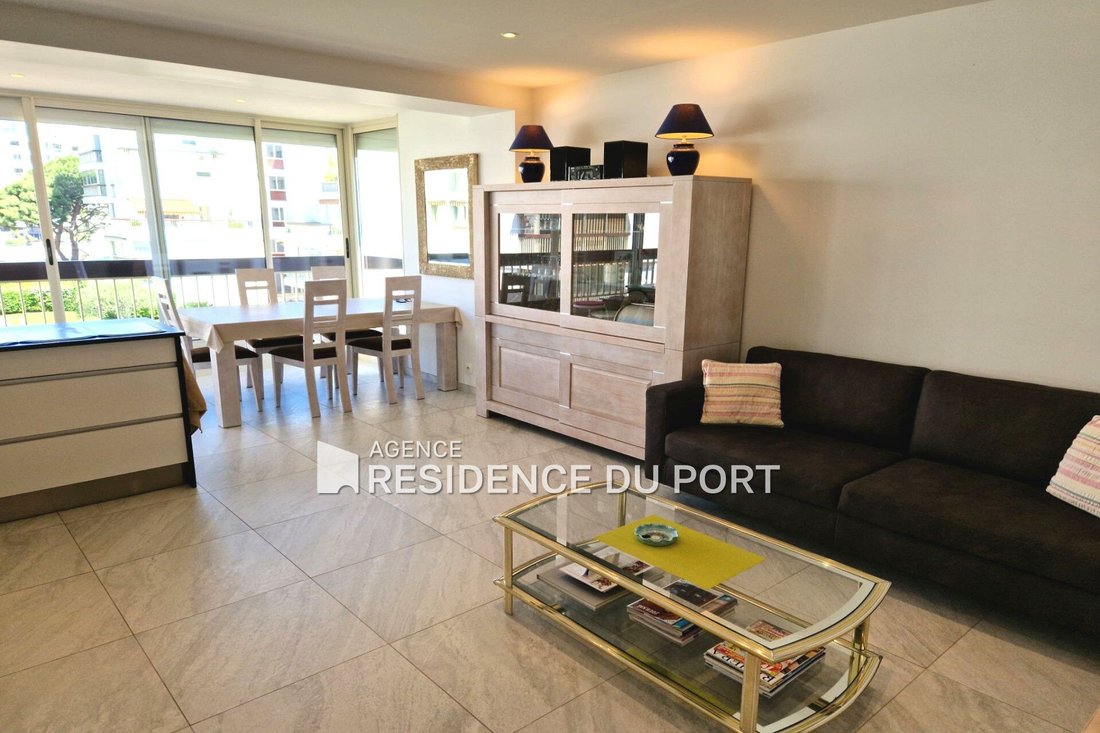 Apartment in Les Termes, Mandelieu-la-Napoule, France 4 - 12909184
