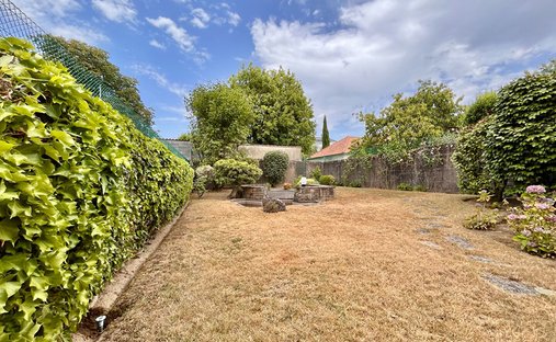 House in Nantes Erdre, Nantes, France 1