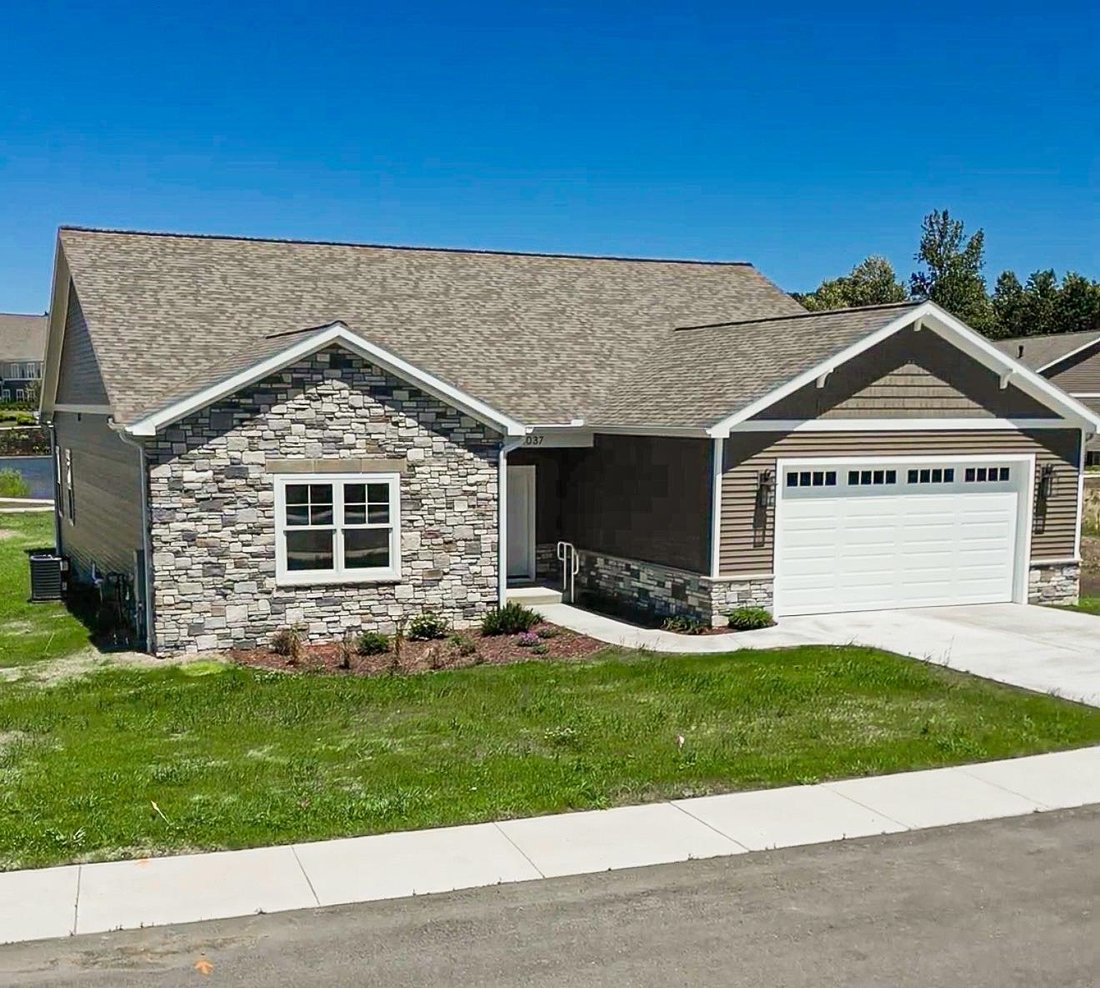 House in Traverse City, Michigan, United States 1 - 18310086