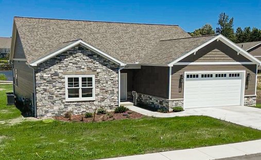 House in Traverse City, Michigan, United States 1