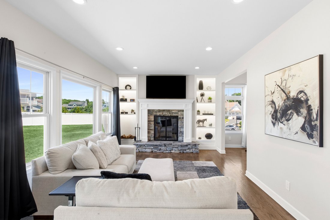 House in Manorville, New York, United States 3 - 18251603