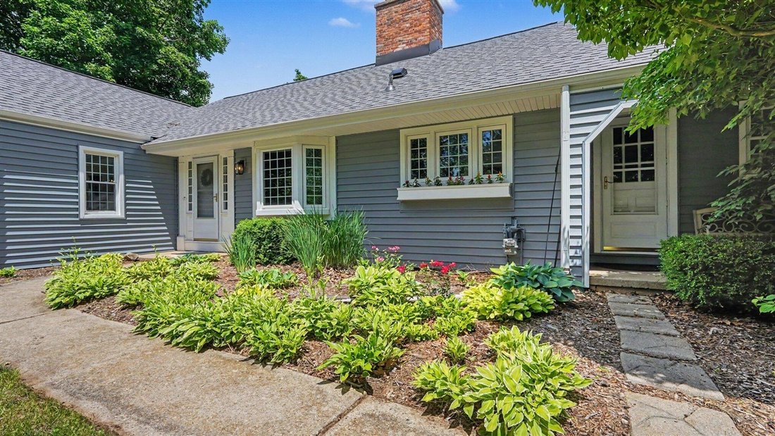 House in Saline, Michigan, United States 1 - 18307215