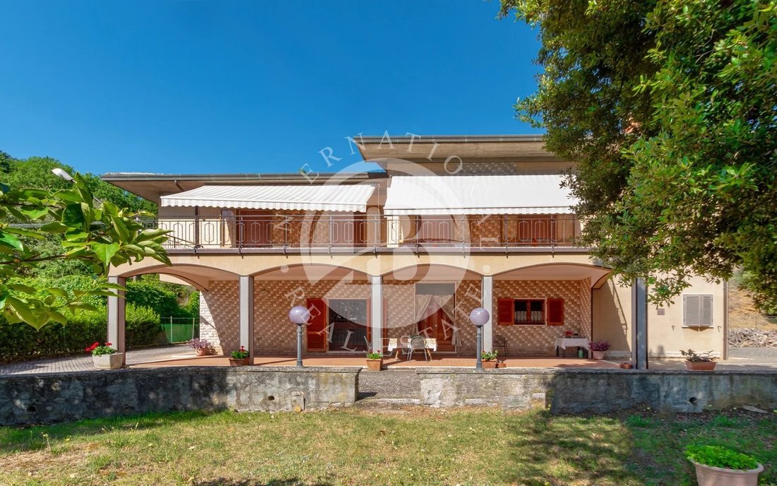 Villa in Montepulciano, Tuscany, Italy 2 - 18305926