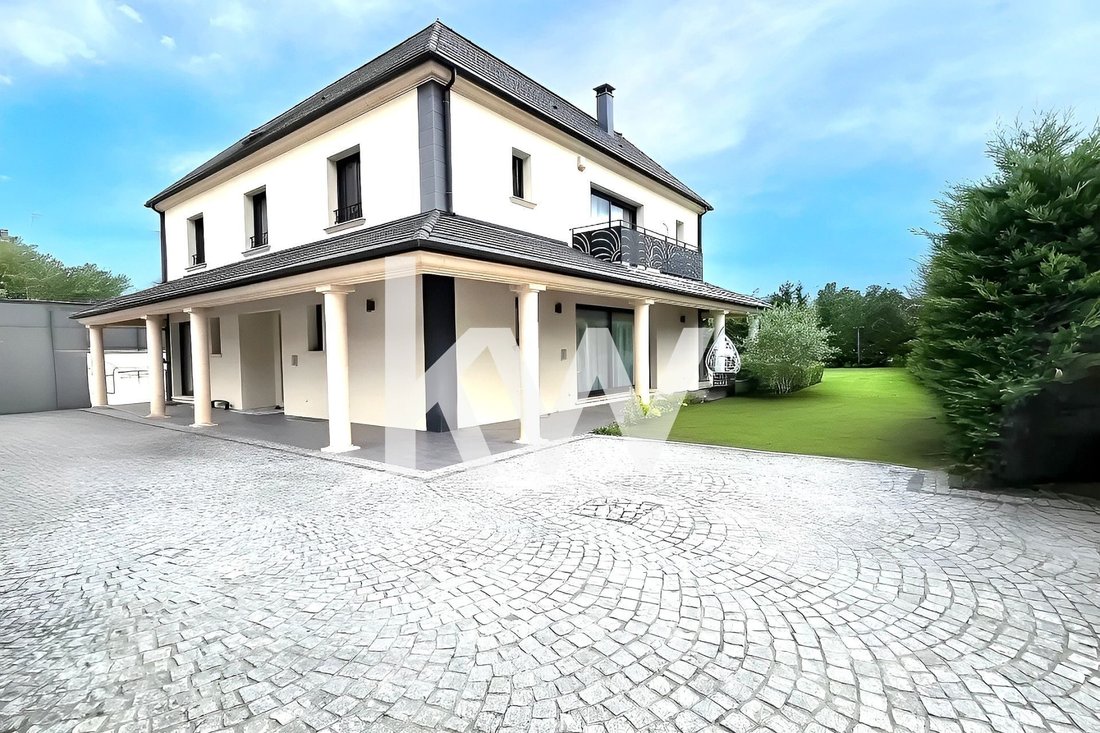 House in Le Village, Elancourt, France 1 - 18306115