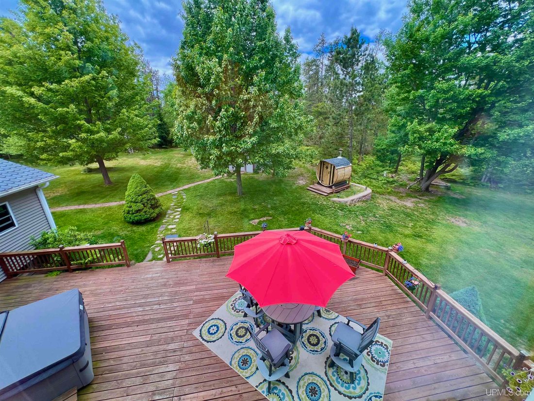 House in Marquette, Michigan, United States 4 - 18308466