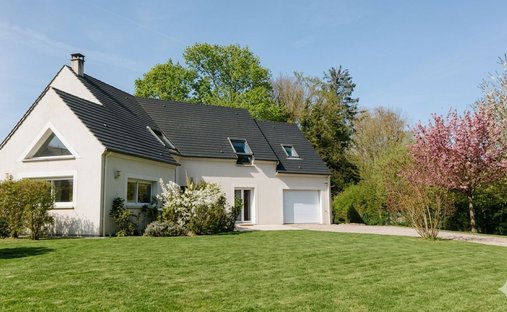 House in Chantilly, Hauts-de-France, France 1