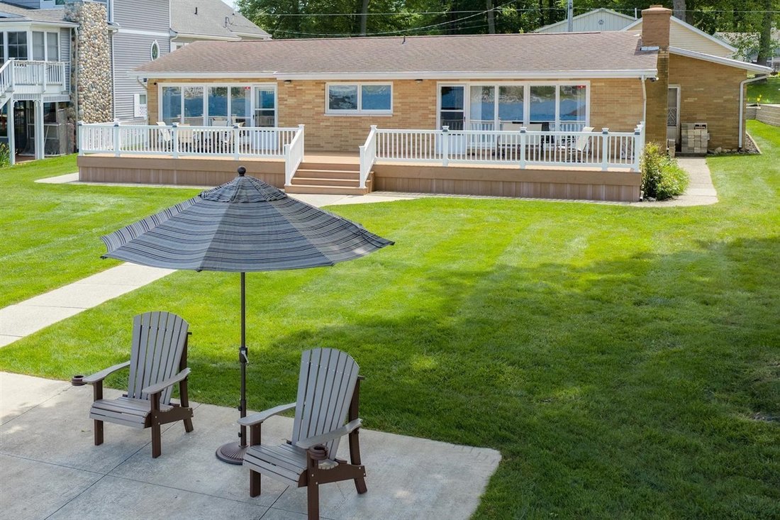 House in Cassopolis, Michigan, United States 1 - 18308228