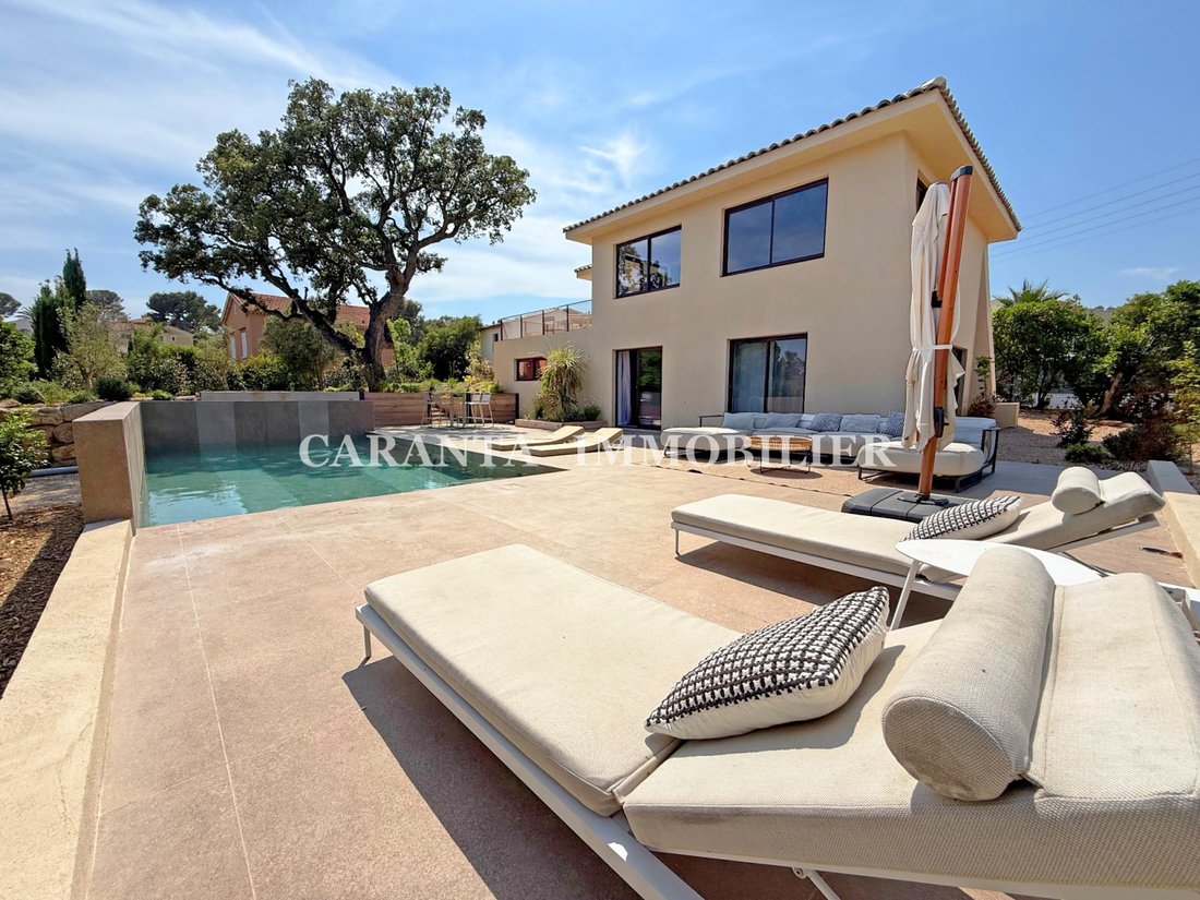 Villa in Exterieurs, Frejus, France 2 - 18306514
