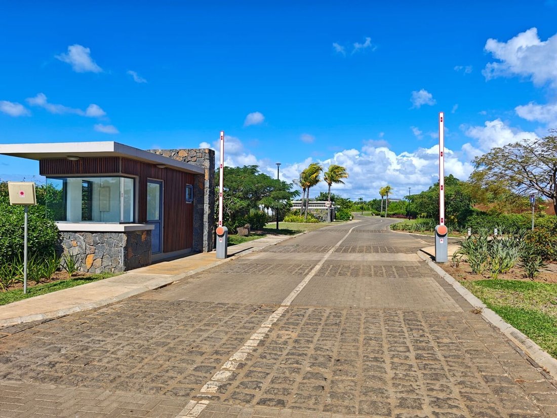 Land in Grand Baie, Rivière du Rempart District, Mauritius 5 - 18306844
