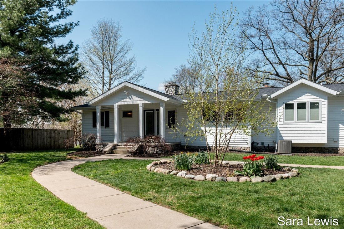 House in South Gull Lake, Michigan, United States 3 - 18307114