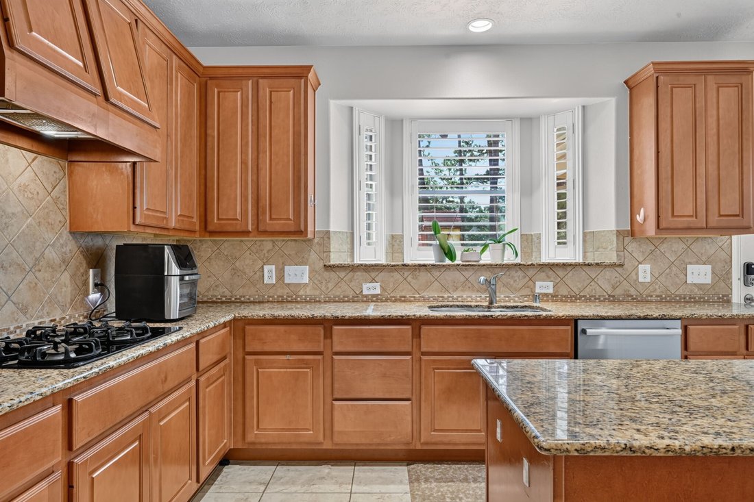 House in The Woodlands, Texas, United States 5 - 18306198