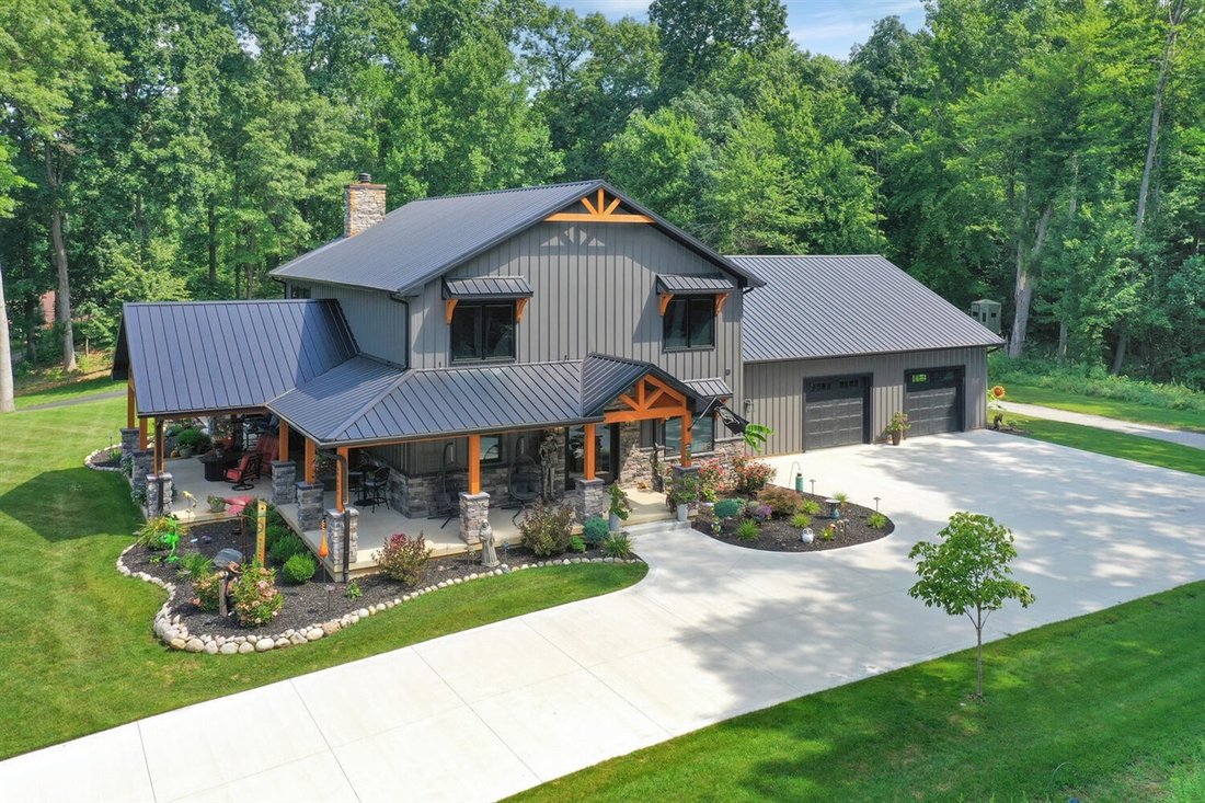 House in White Pigeon, Michigan, United States 1 - 18308113