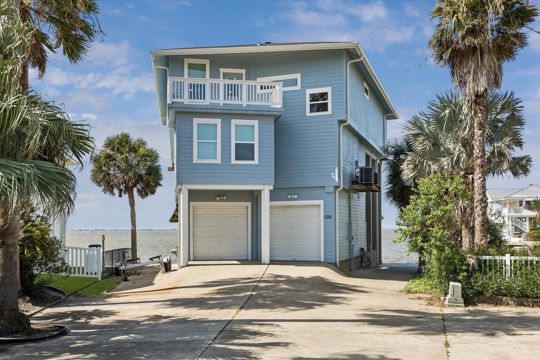 House in Galveston, Texas, United States 1 - 17997013