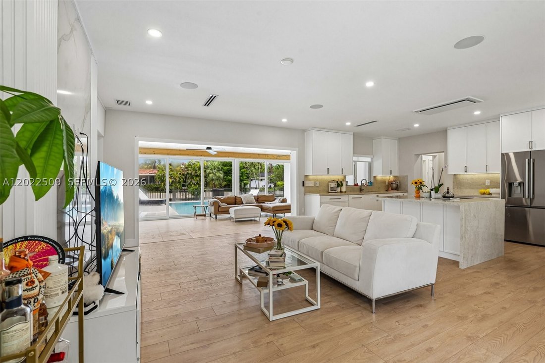 House in Miami, Florida, United States 5 - 17987974