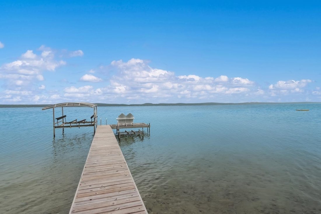 House in Elk Rapids, Michigan, United States 3 - 18308936