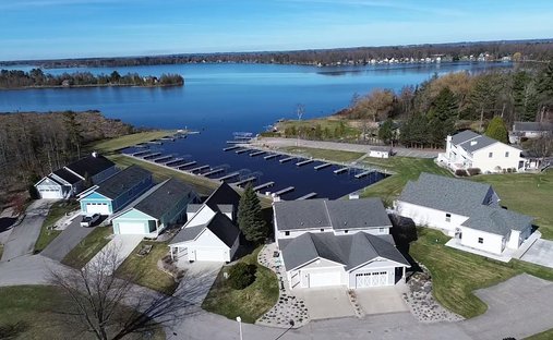Condominio a Elk Rapids, Michigan, Stati Uniti 1