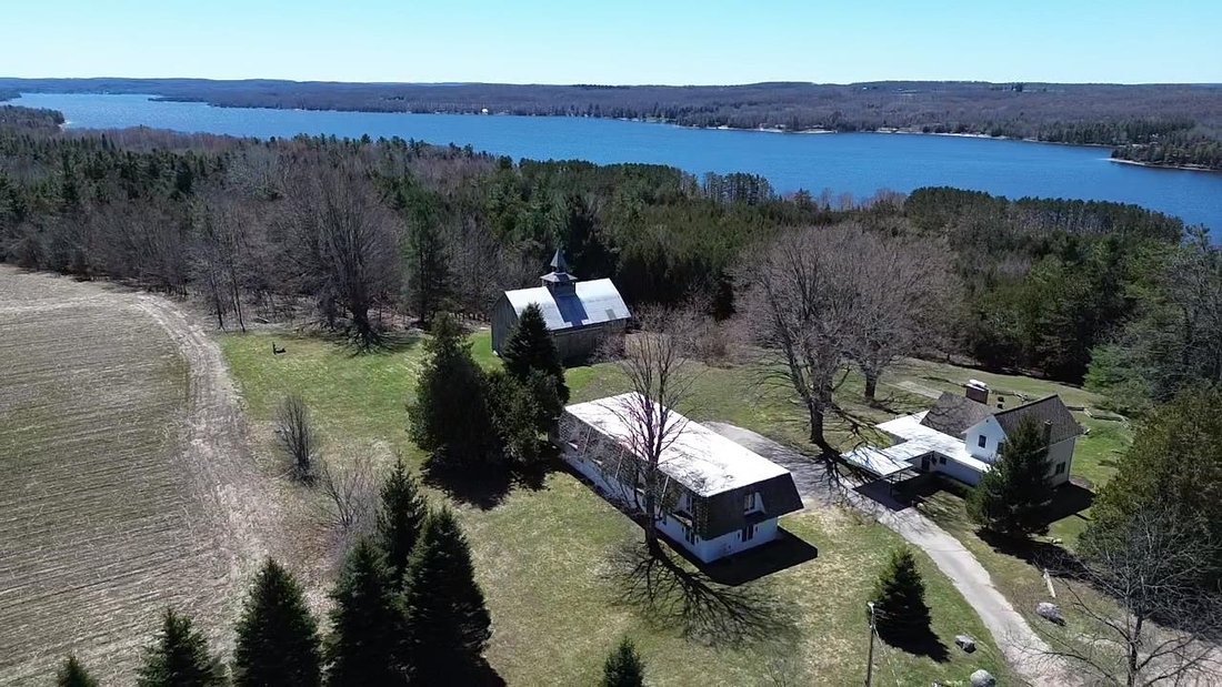 House in East Jordan, Michigan, United States 1 - 18310109