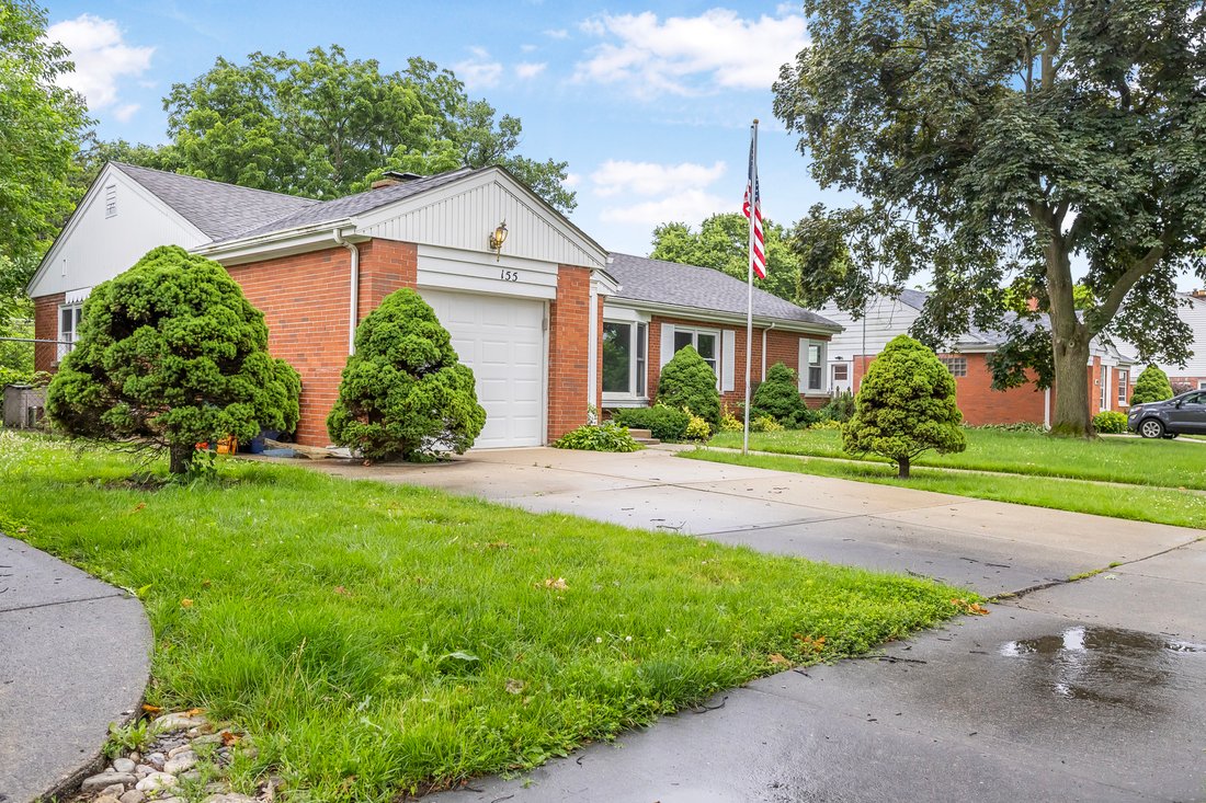 House in Des Plaines, Illinois, United States 2 - 18306640