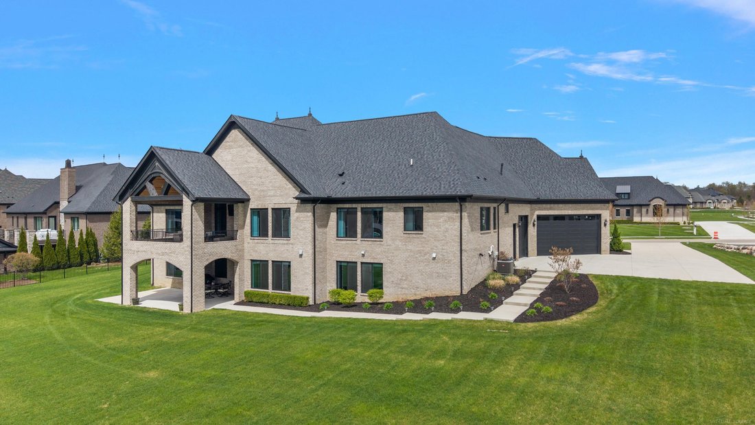 House in Washington, Michigan, United States 5 - 18307240