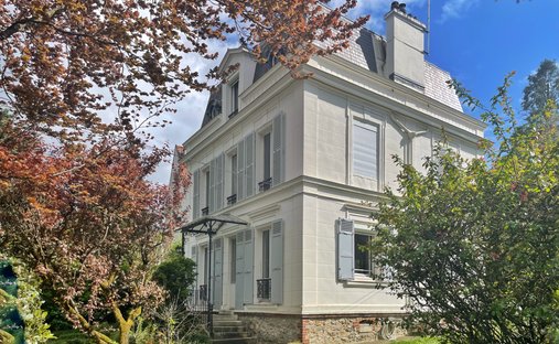 Maison à Centre Montmorency, Montmorency, France 1