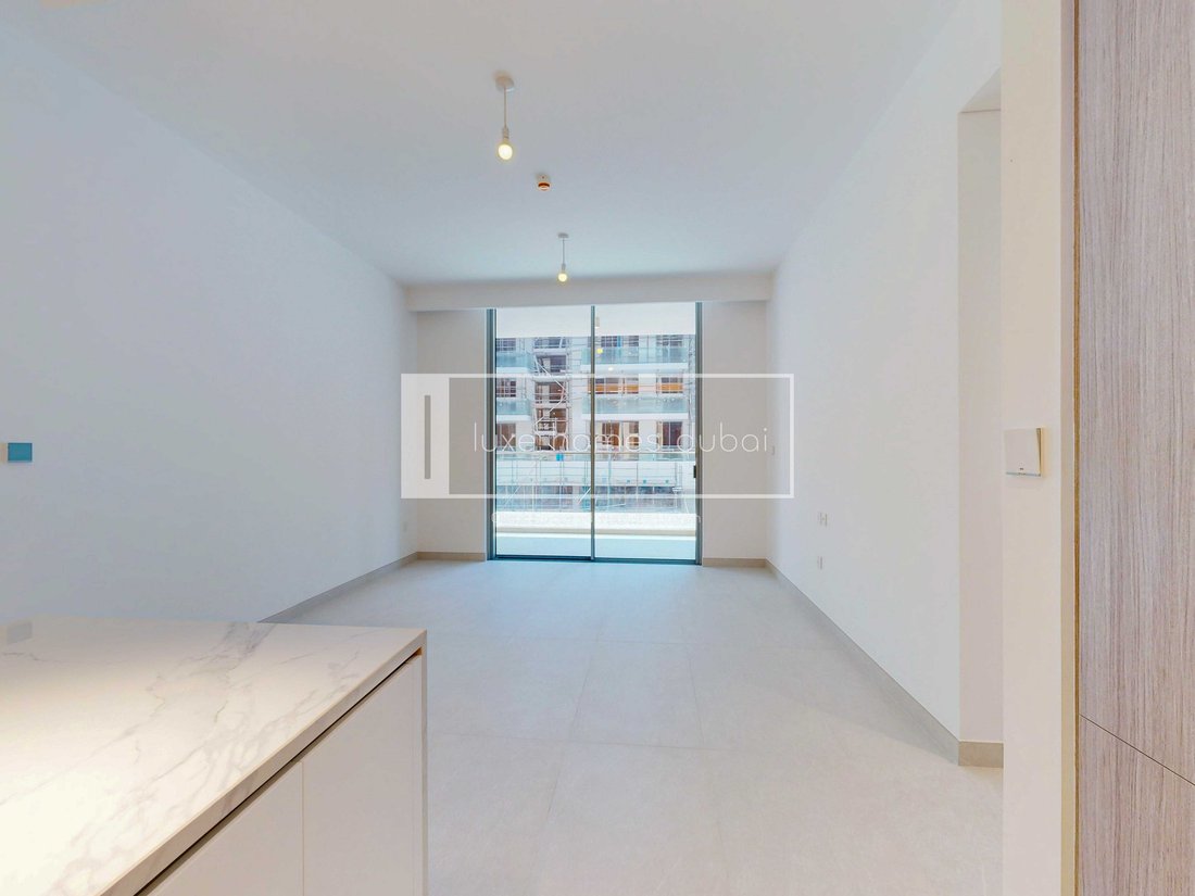 Apartment in Hadaeq Sheikh Mohammed Bin Rashid, Dubai, United Arab Emirates 1 - 18306139
