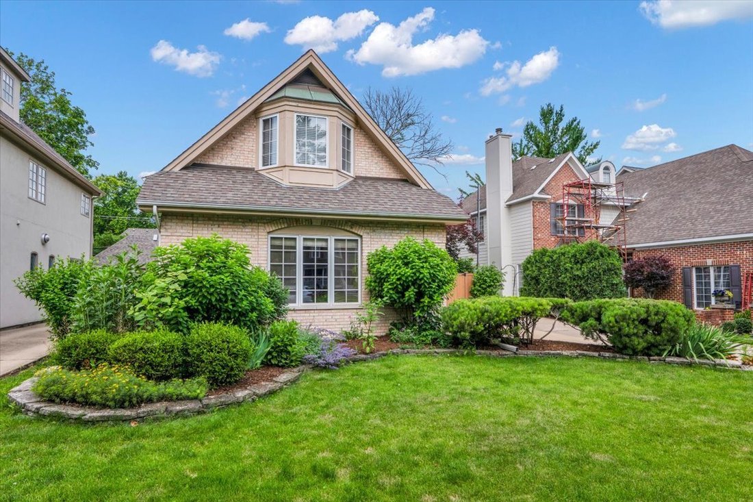 House in Hinsdale, Illinois, United States 4 - 18306650