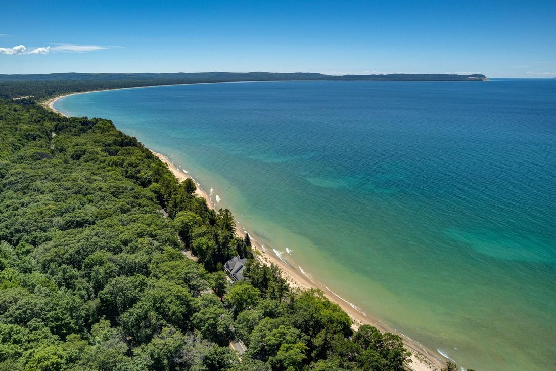 House in Lake Leelanau, Michigan, United States 2 - 18307721