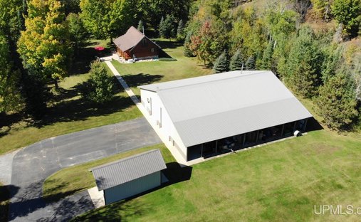 House in Vulcan, Michigan, United States 1