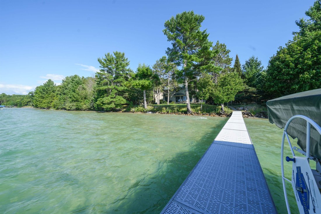 House in Williamsburg, Michigan, United States 2 - 18308585