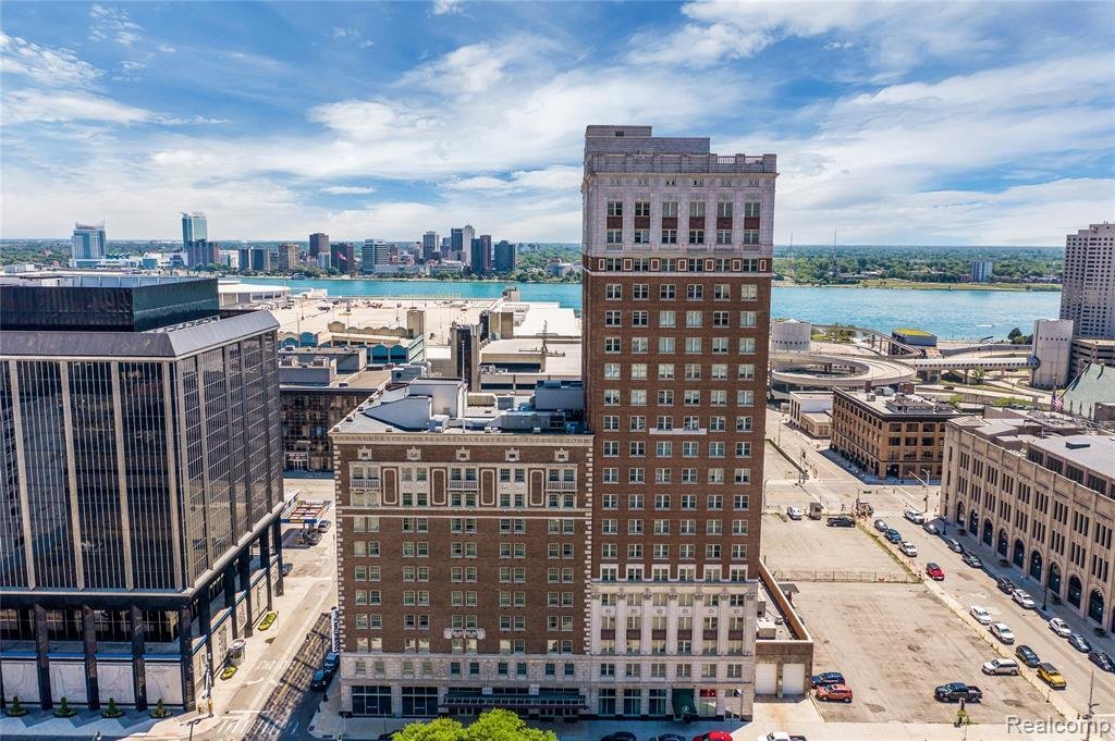 Detroit, Michigan, United States 1 - 18307309