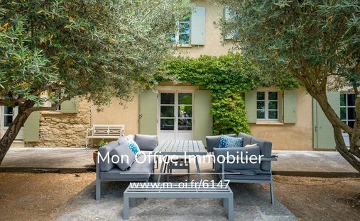 House in Lourmarin, Provence-Alpes-Côte d'Azur, France 1