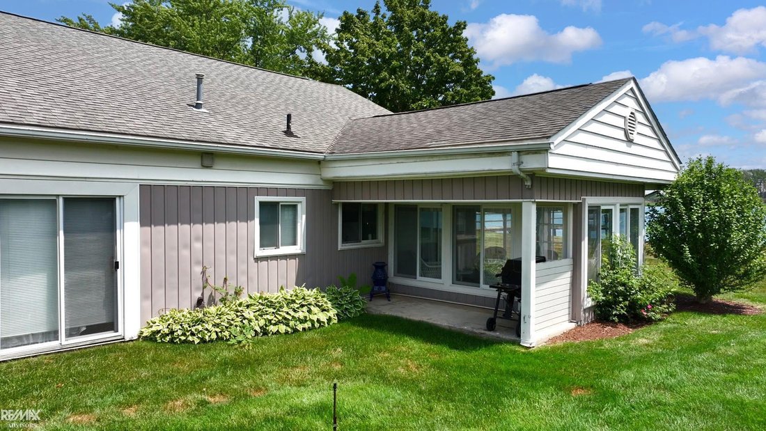 House in Clay Township, Michigan, United States 2 - 18307194