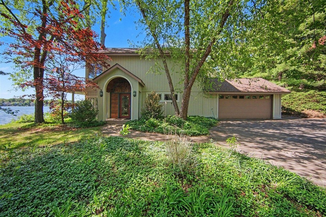 House in Gregory, Michigan, United States 2 - 18308017